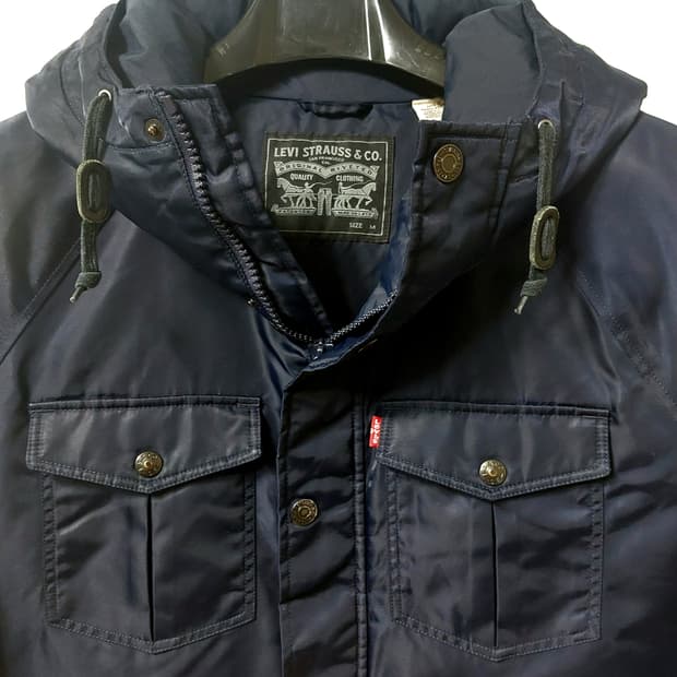 리바이스 패딩 후드 점퍼 100