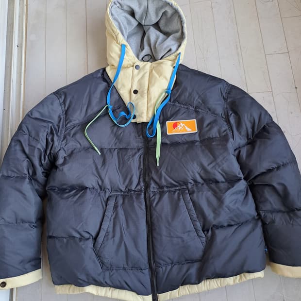 오프화이트 메인라벨 푸퍼패딩