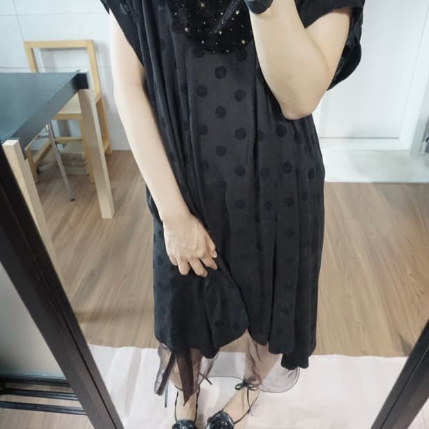Sunao Kuwahara dress