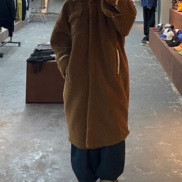 아디다스 쉐르파 브라운 오버핏 뽀글이 점퍼 H1075