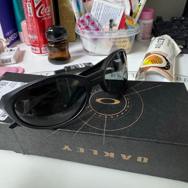 오클리 선글라스 블랙 