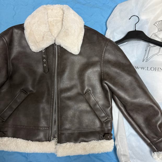 새상품급 론트 X KKST 비건 레더 무스탕 L