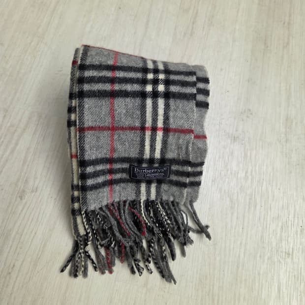 버버리 그레이체크 울 목도리
