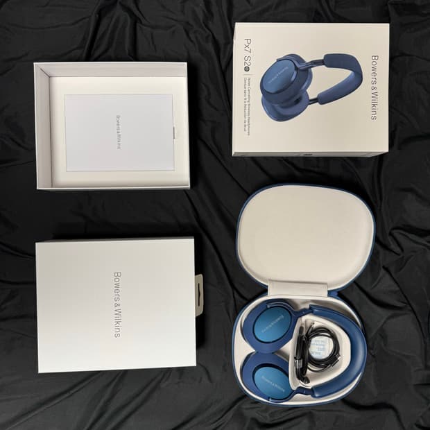 바워스 앤 윌킨스 Px7 S2e