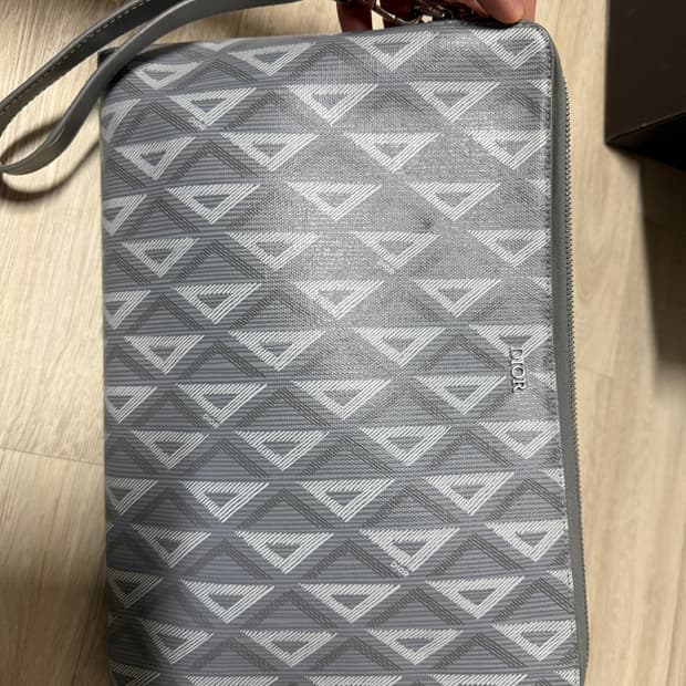 디올 다이아몬드 클러치