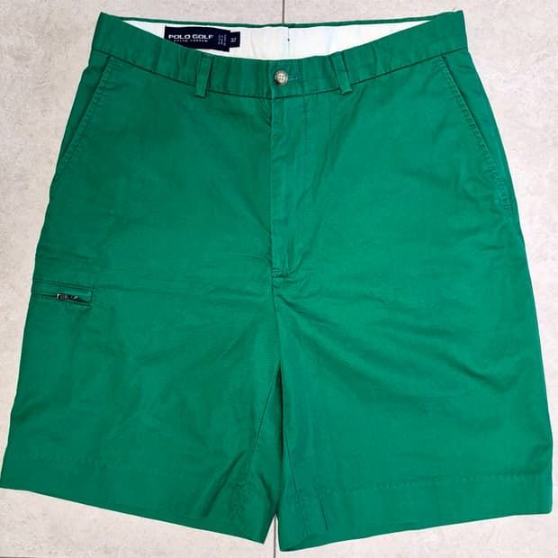 POLO GOLF
Ralph Lauren Cargo Shorts (32)