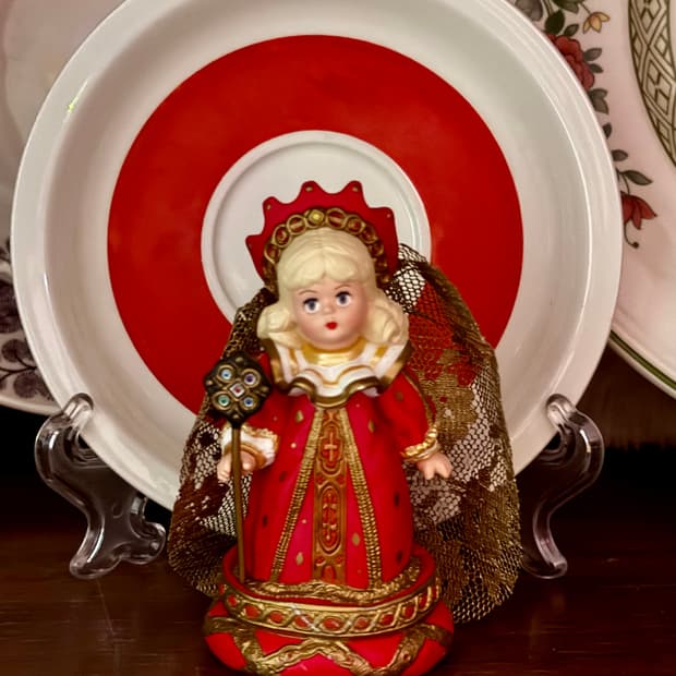 빈티지 이상한나라의 앨리스 하트여왕 드레스 인형 피규어