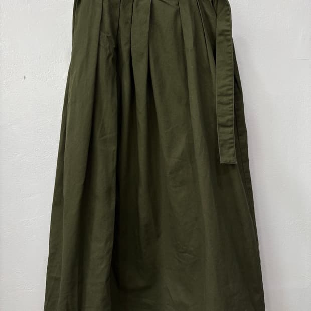 니코앤드 벨티드 카키 맥시 스커트