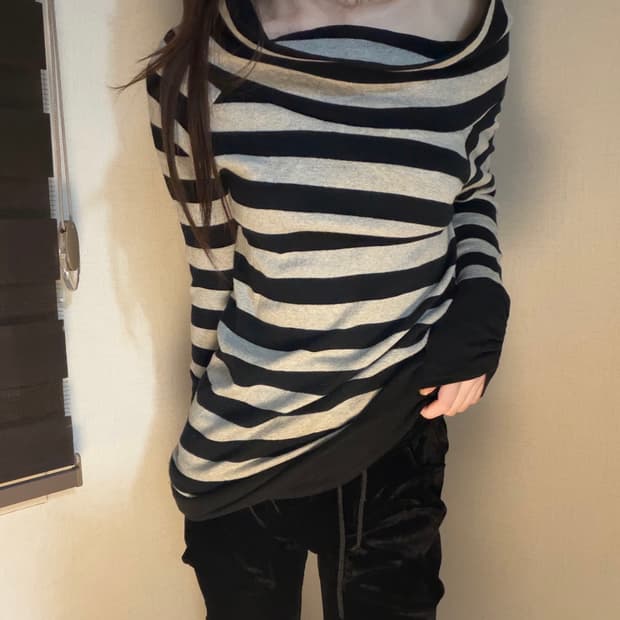 stripe turtleneck shirring point ops