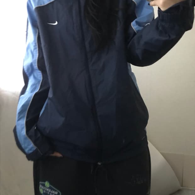 나이키 네이비 연하늘 바람막이