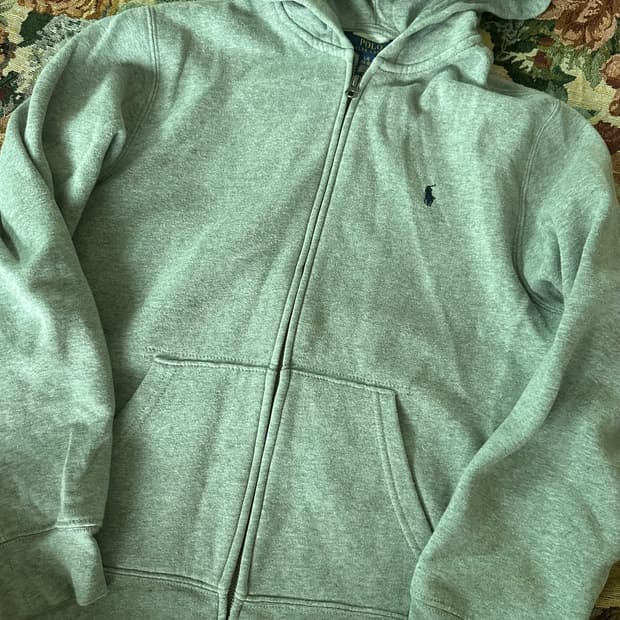 폴로 후드집업
