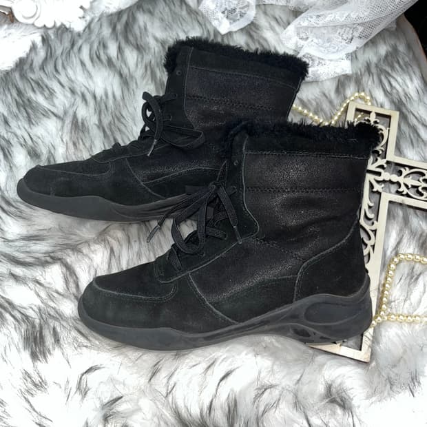 빈티지 블랙 퍼숏부츠