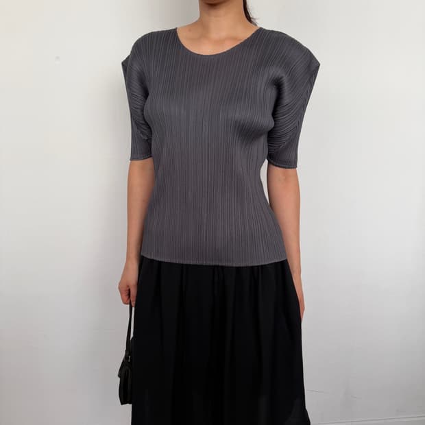 Issey Miyake / 3