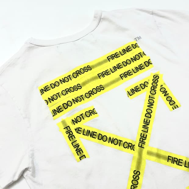 Off white 오프화이트 파이어 테이프 애로우 화이트 반팔 티셔츠