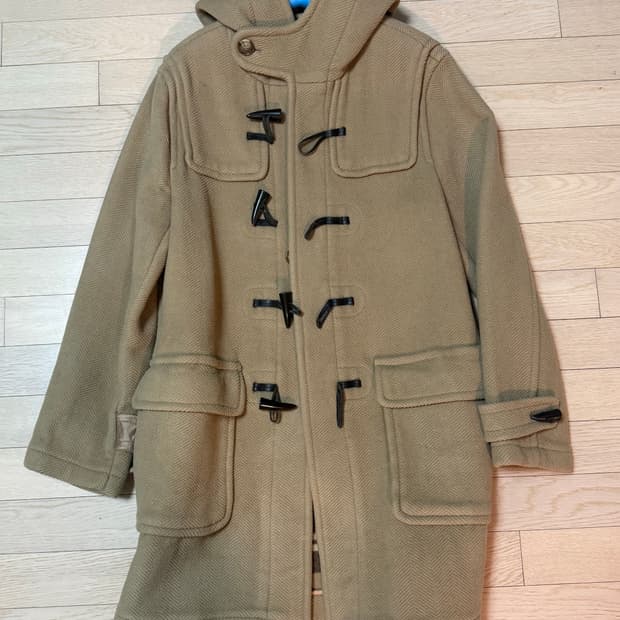 티니위니 베이지 떡볶이 코트 판매합니다!