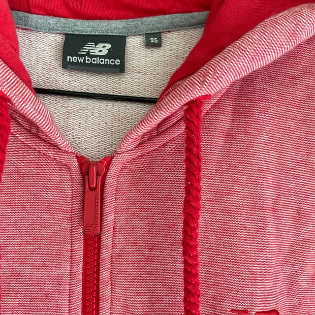 뉴발란스 레드스트라이프 모리 하구미 후드 집업