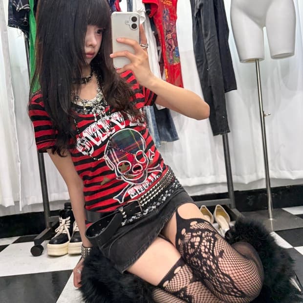 🎸레드 스트라이프 펑크 티셔츠🎸