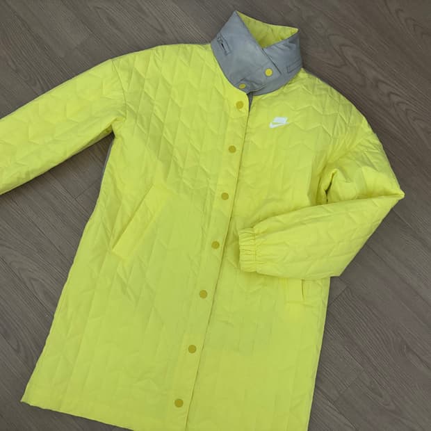 새옷같은 상태 나이키 퀼티드 중기장 경량패딩 자켓 85(90가능)