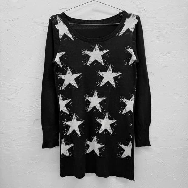 edge line 스타 니트