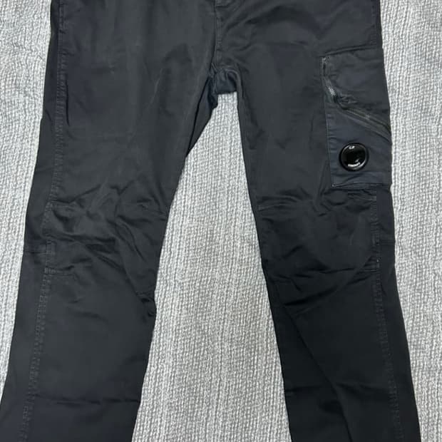 Cp company 바지 사이즈 32