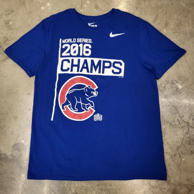 미국 빈티지 나이키 MLB 사카고컵스 우승 반팔티