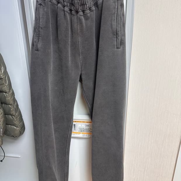 이지 시즌 3 스웻팬츠 오닉스 다크 