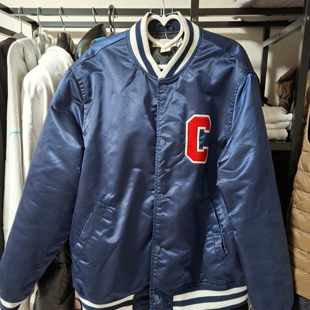 에이치앤엠 C로고 바시티 자켓 XL