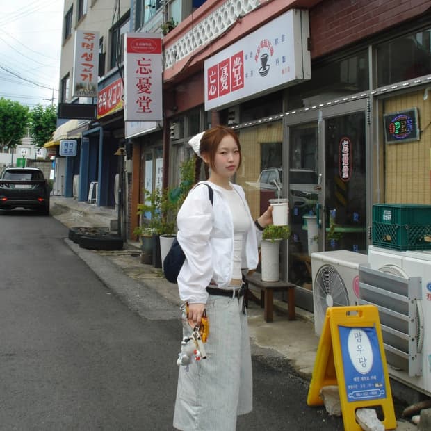 아워캐비넷 vade stripe bermuda pants
