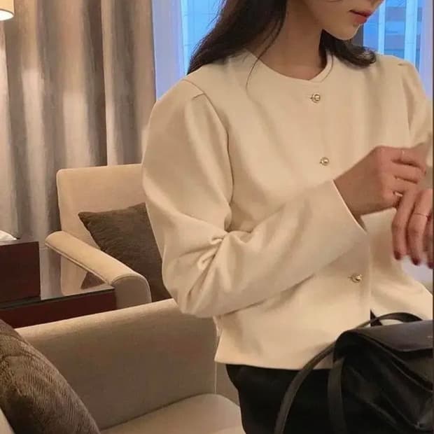 가내스라 다이즈 버튼 블라우스 크림