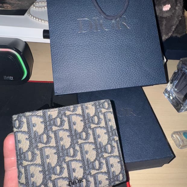 디올 오블리크 반지갑