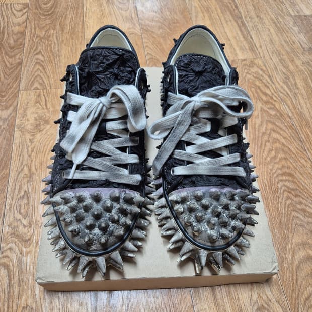 더블렛 스니커즈