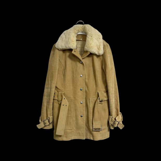 꾸레쥬 코듀로이 시어링 자켓