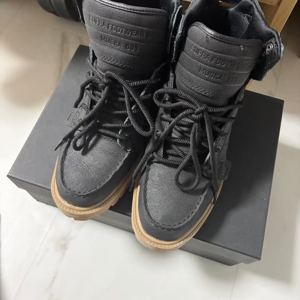 [2016년은 저스틴 비버] Supra black high top