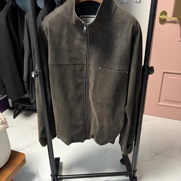 [50] 우영미 25FW 소프트 하이넥 레더 자켓