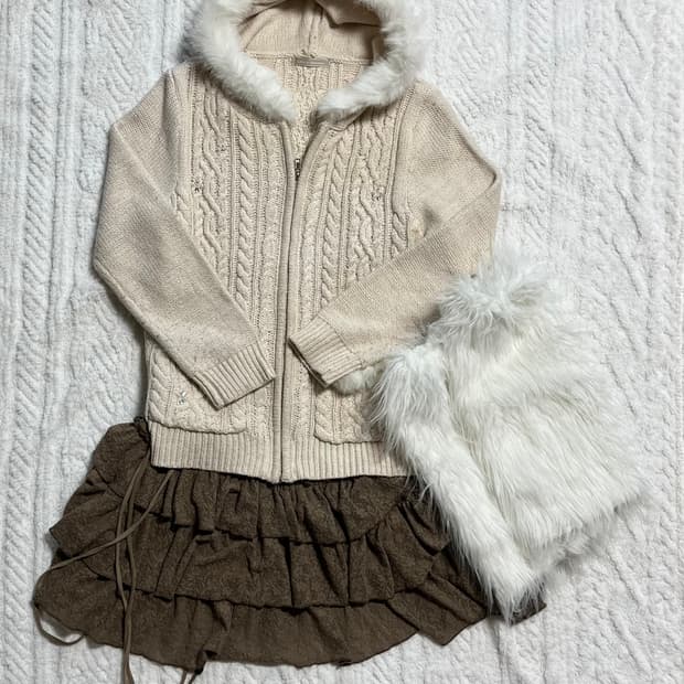 미빈와이즈걸큐빈티지 히메갸루 퍼 후드집업