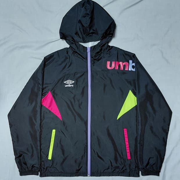 [L] 엄브로 x 데상트 올드스쿨 네온 컬러 블록 바람막이