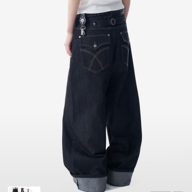 아캄 Cinch back denim pants (Black) 2