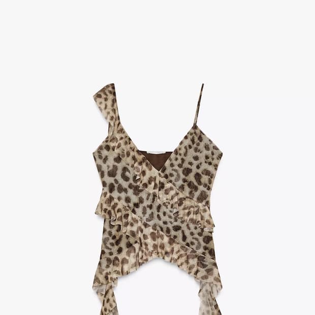 자라 레오파드 탑