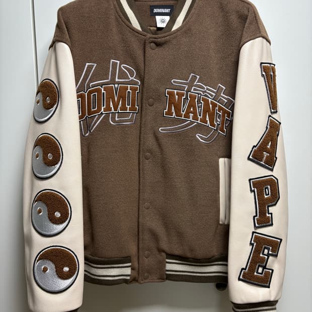 도미넌트 바시티 자켓 L 사이즈 판매 합니다