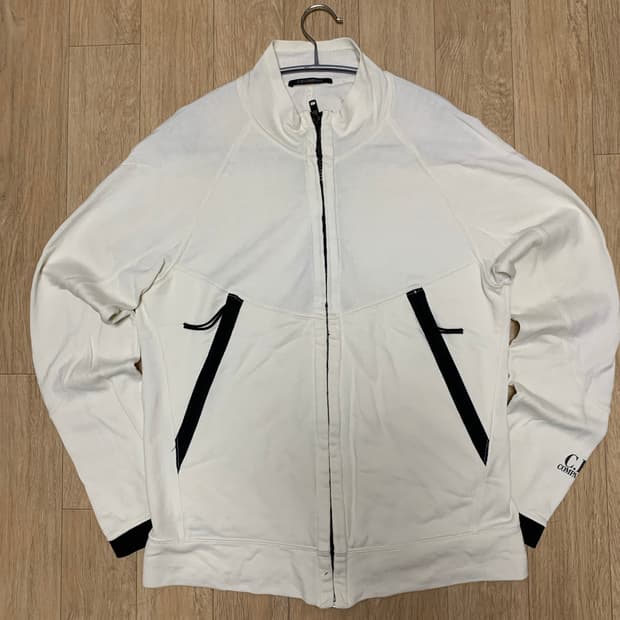 [M~L] CP컴퍼니 아이보리 집업 c.p company