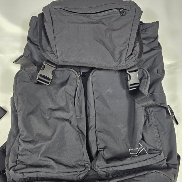 블랭코브더블클래스프백팩