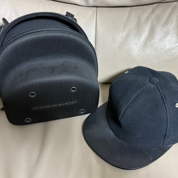 릭오웬스 다크쉐도우 소가죽 스냅백 / Black