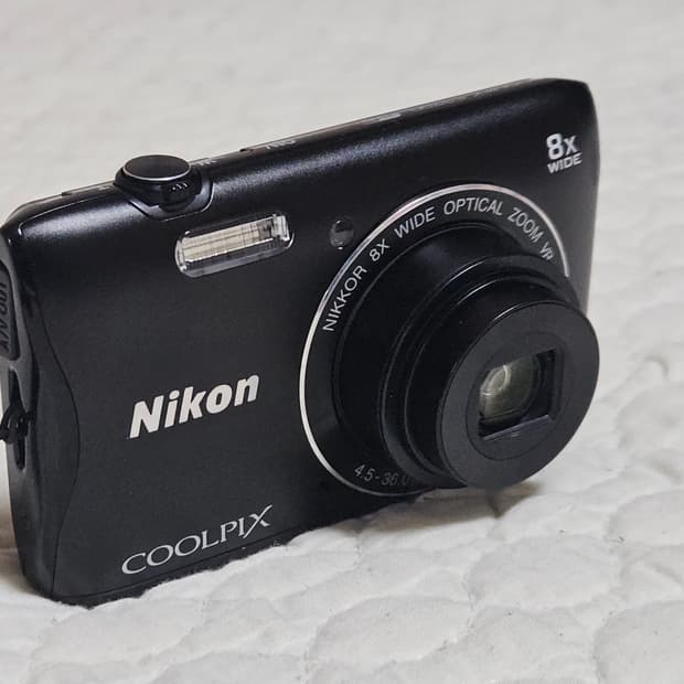니콘 쿨픽스 S3700 디지털 카메라
