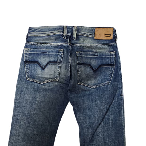 DIESEL ZATHAN 디젤 워시드 플레어 부츠컷 데님팬츠