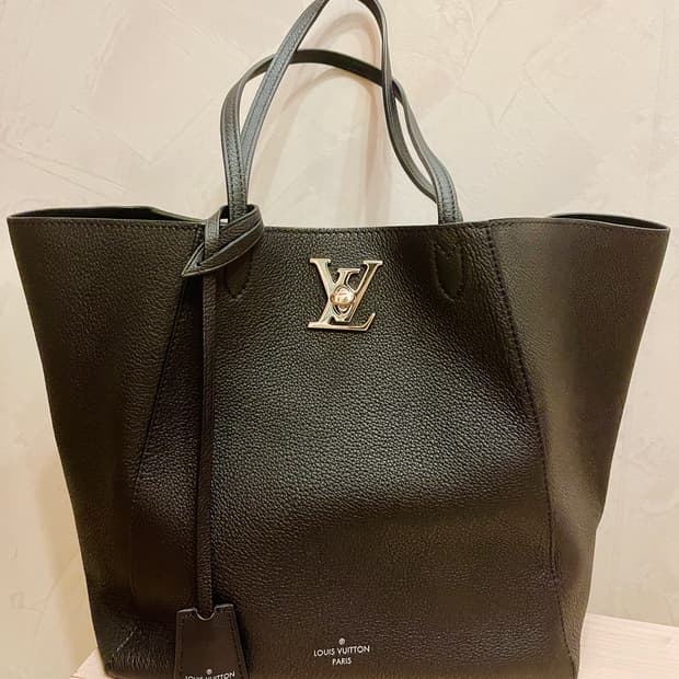 루이비통 락미 카바스 (Lockme Cabas)블랙쇼퍼백/새상품