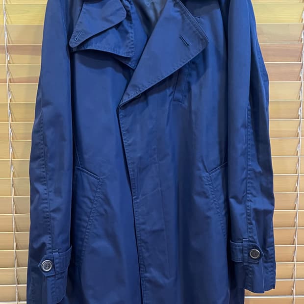 타임옴므 남성 네이비 개버딘더블 트렌치코트
