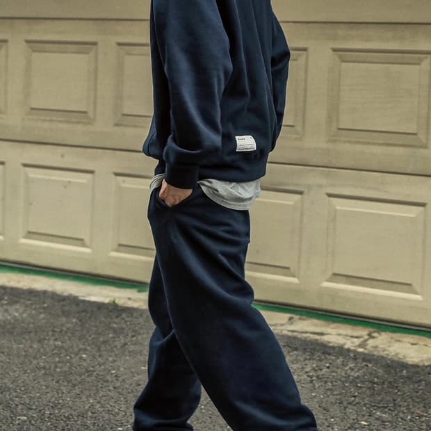 [1]Khakis stock sweatpants navy