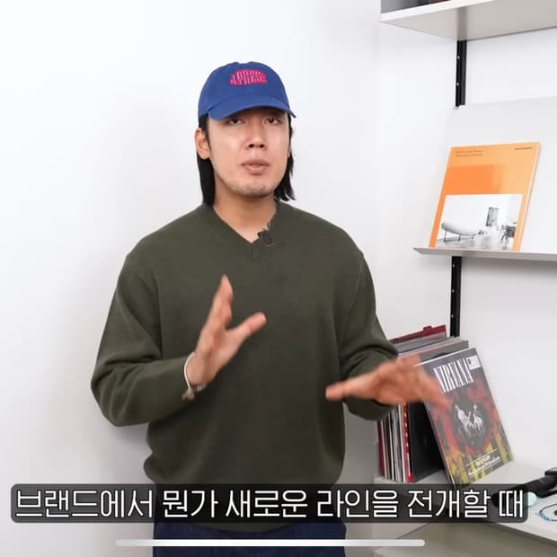 유니클로c 브이넥니트 핏더사이즈 xl