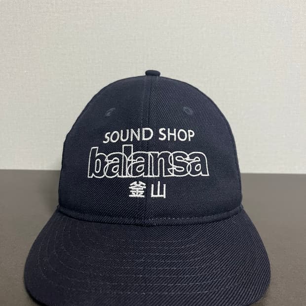 [7 1/4, 57.7cm] 뉴에라 X 발란사 RC950 네이비