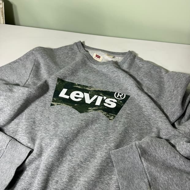 L 리바이스 그레이 카모프린팅 로고 오버핏 코튼 맨투맨